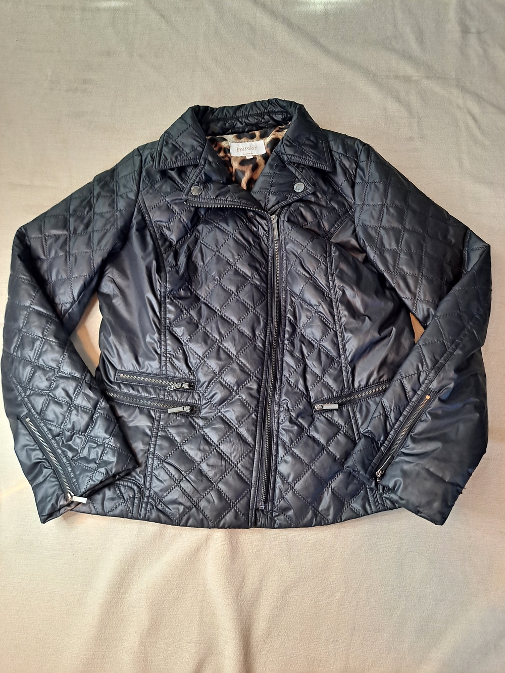 Laundry by Shelli Segal quilted moto jacket.